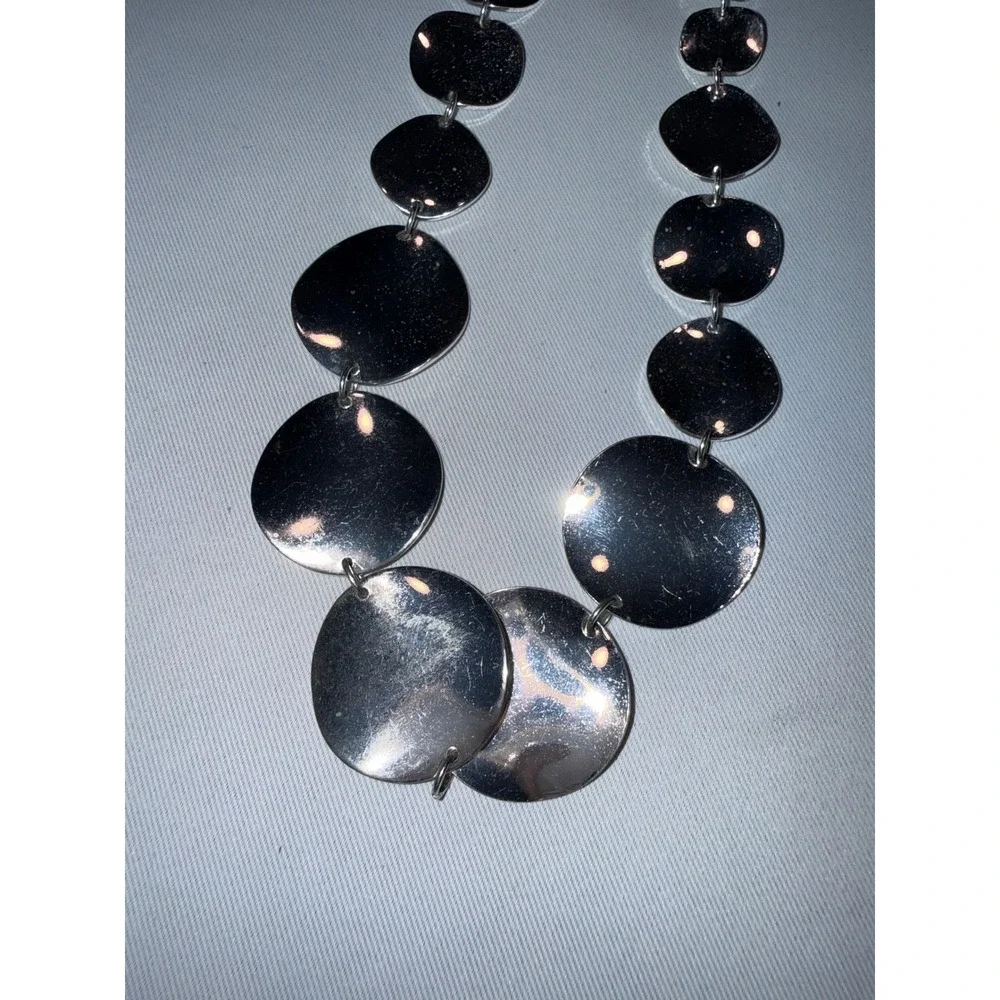 Silver Tone Graduated Disc Statement Necklace‎ Polished Round Plate Collar 18in